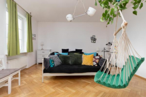 100m2 Apartment with Beautiful Old Town View by Noclegi Renters